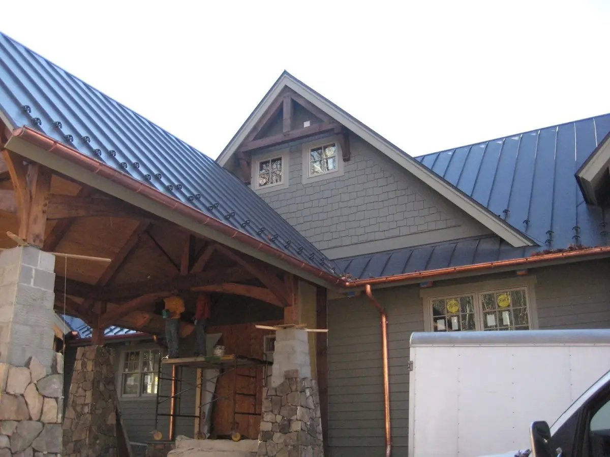 Craftsman Roofing team delivering quality roofing work in Benroy